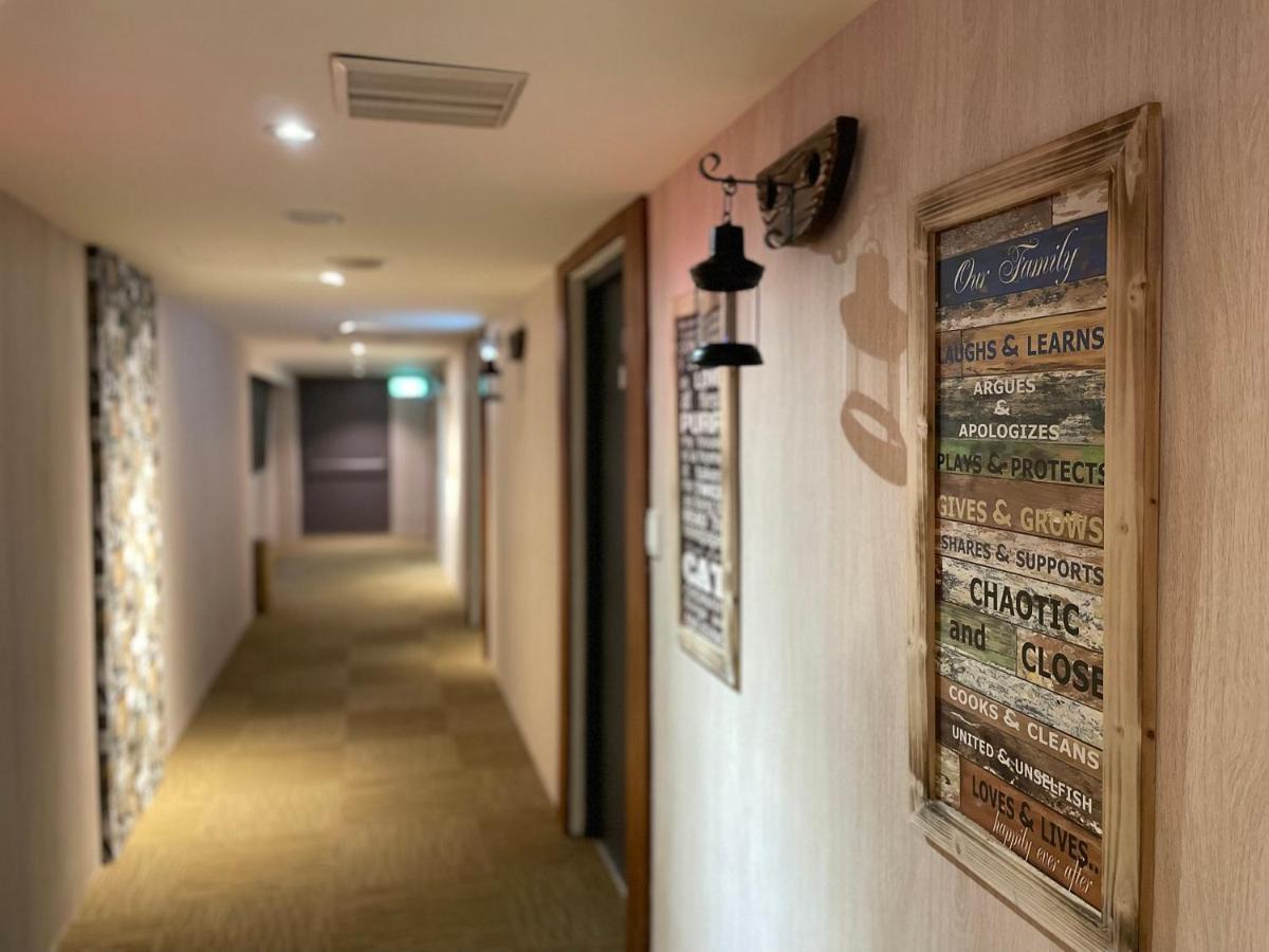 Roaders Hotel Hualien Dongda Exterior foto