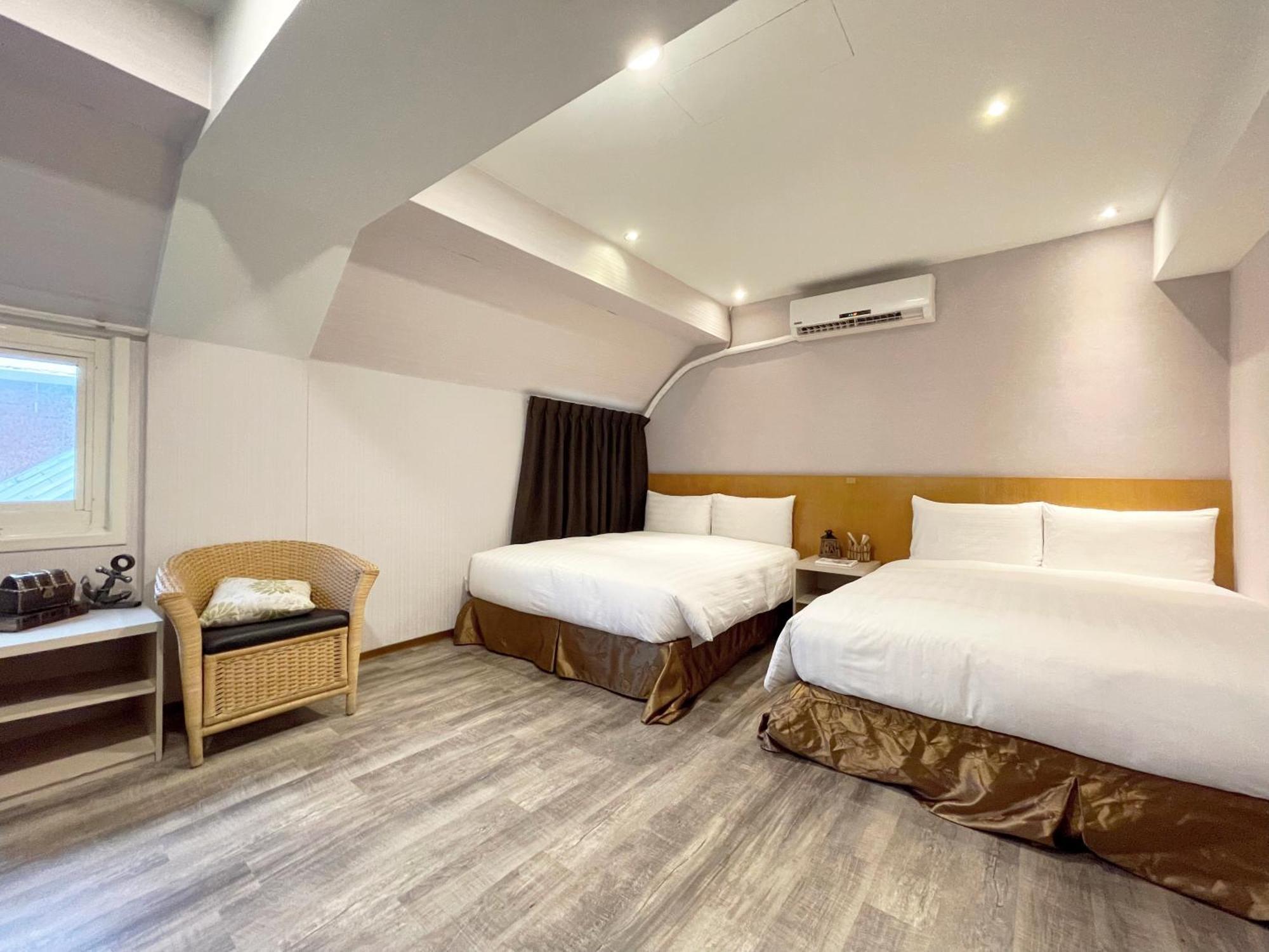 Roaders Hotel Hualien Dongda Habitación foto