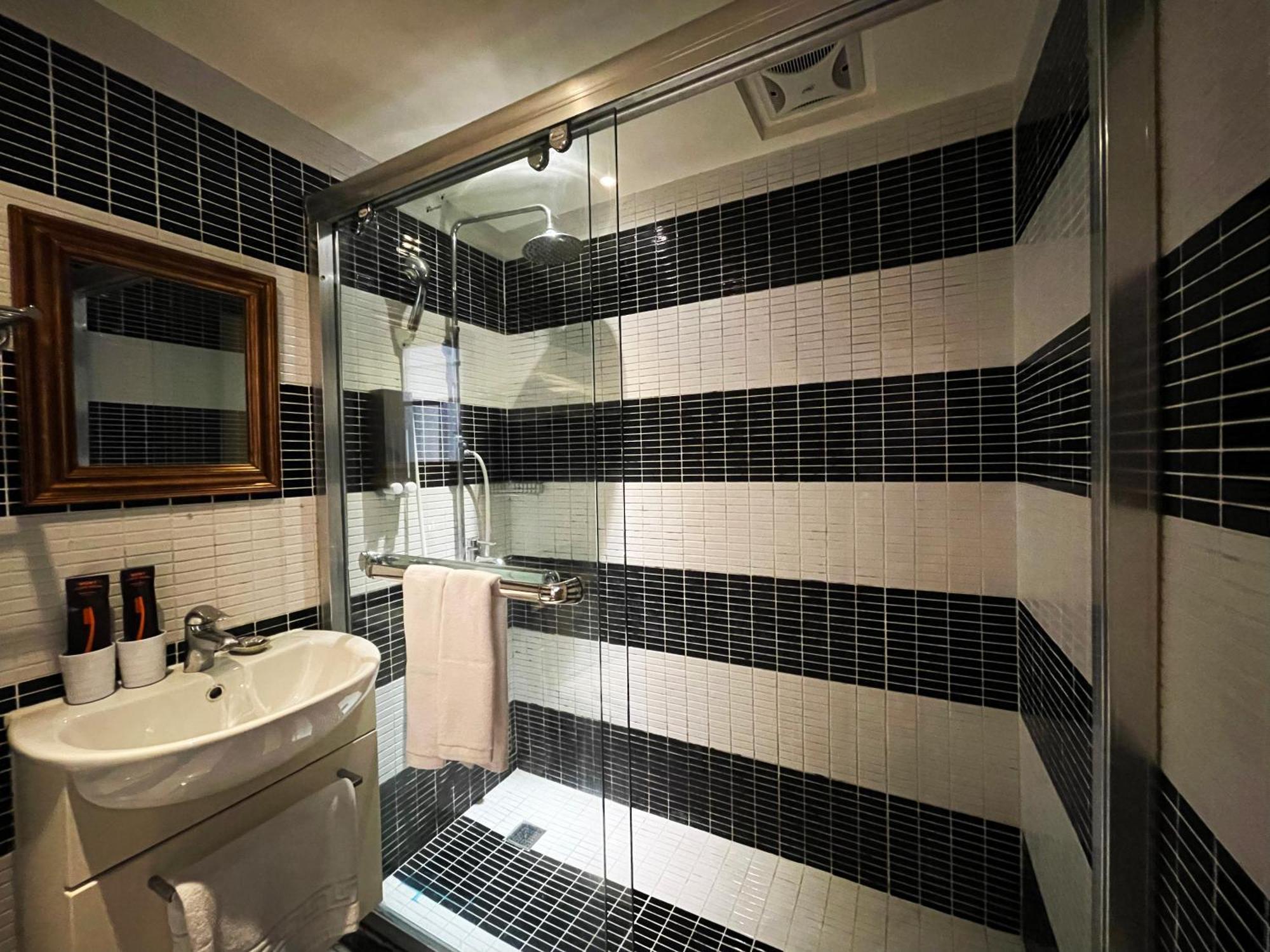 Roaders Hotel Hualien Dongda Habitación foto